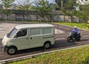 Waspadai Area Blindspot, Kunci Aman Berkendara di Jalan Raya