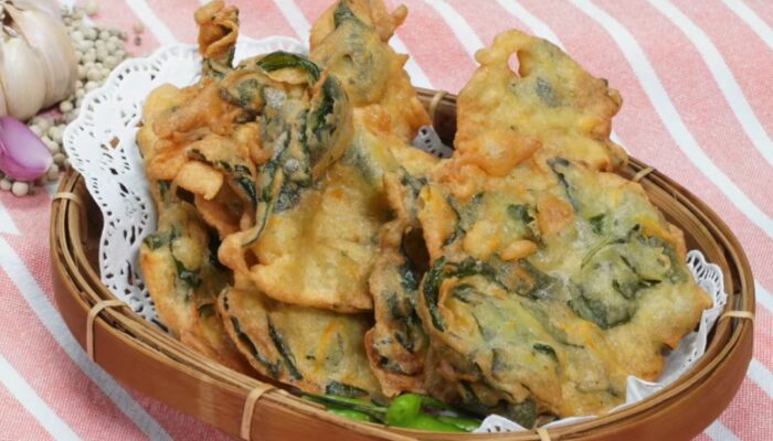 Resep Bakwan Kangkung Ala Sukabumi, Renyah dan Mudah Dibuat