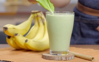 Menu Buka Puasa ala Sukabumi: Smoothies Pisang Yogurt Sayur yang Segar dan Menyehatkan