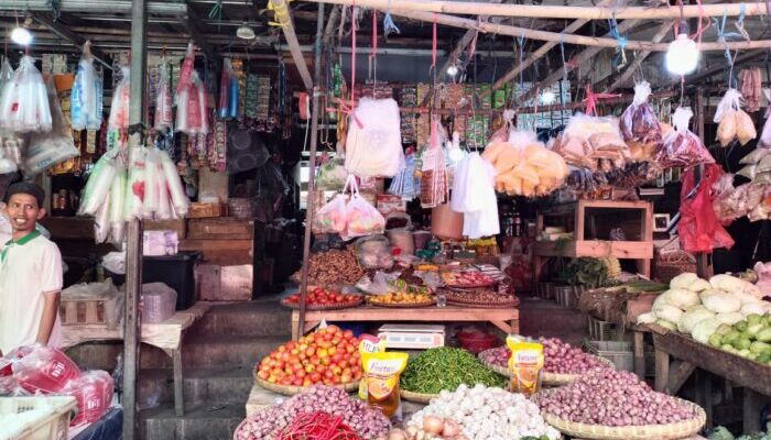 Jelang Lebaran, Harga Daging dan Cabai di Pasar Palabuhanratu Mulai Merangkak Naik