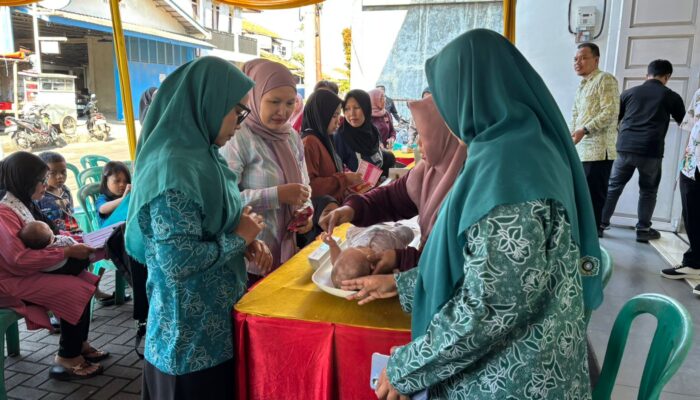 Alfamart dan Darya-Varia Perkuat Pencegahan Stunting lewat Program Sahabat Posyandu di 28 Kota