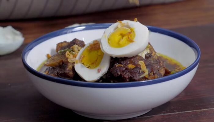 Resep Rawon Buntut Sapi, Sajian Kuah Hitam Pekat yang Kaya Rempah