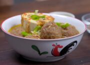 Bakso Mercon Taichan, Kuliner Pedas Favorit yang Cocok Dinikmati Saat Cuaca Dingin di Sukabumi