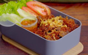 Ide Bekal Sekolah Praktis: Empal Serundeng Lezat dan Bikin Nagih