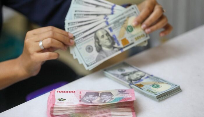 Rupiah Diproyeksi Menguat terhadap Dolar AS, Sentimen Global Jadi Pendorong